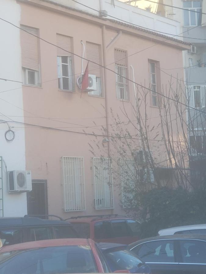 טיראנה Hostel Oakland מראה חיצוני תמונה