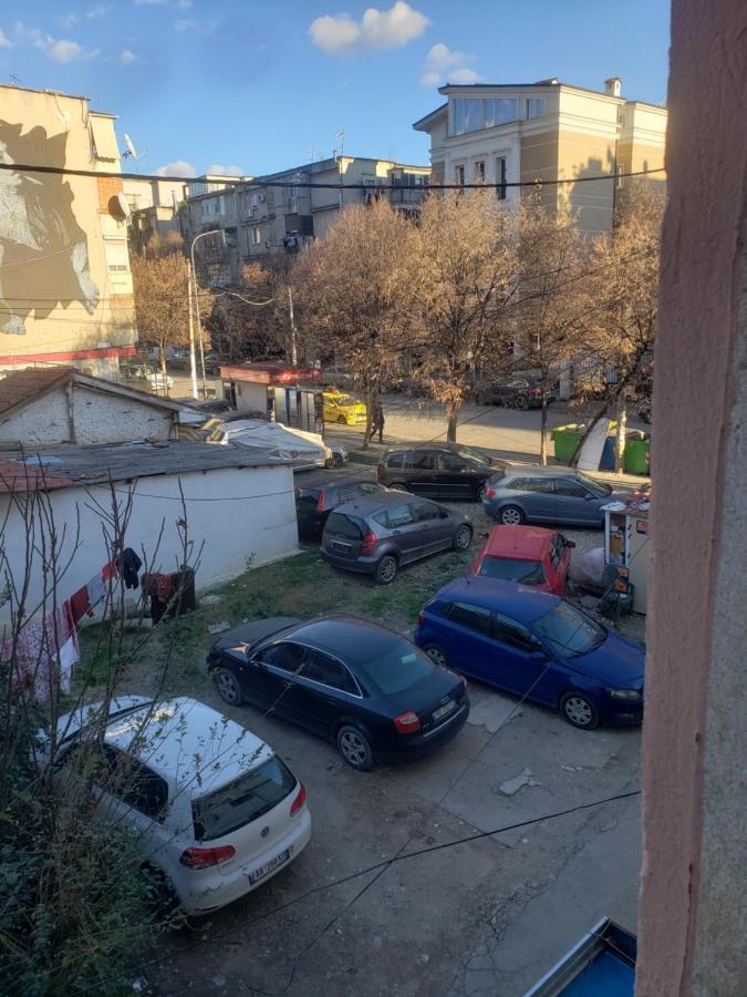 טיראנה Hostel Oakland מראה חיצוני תמונה