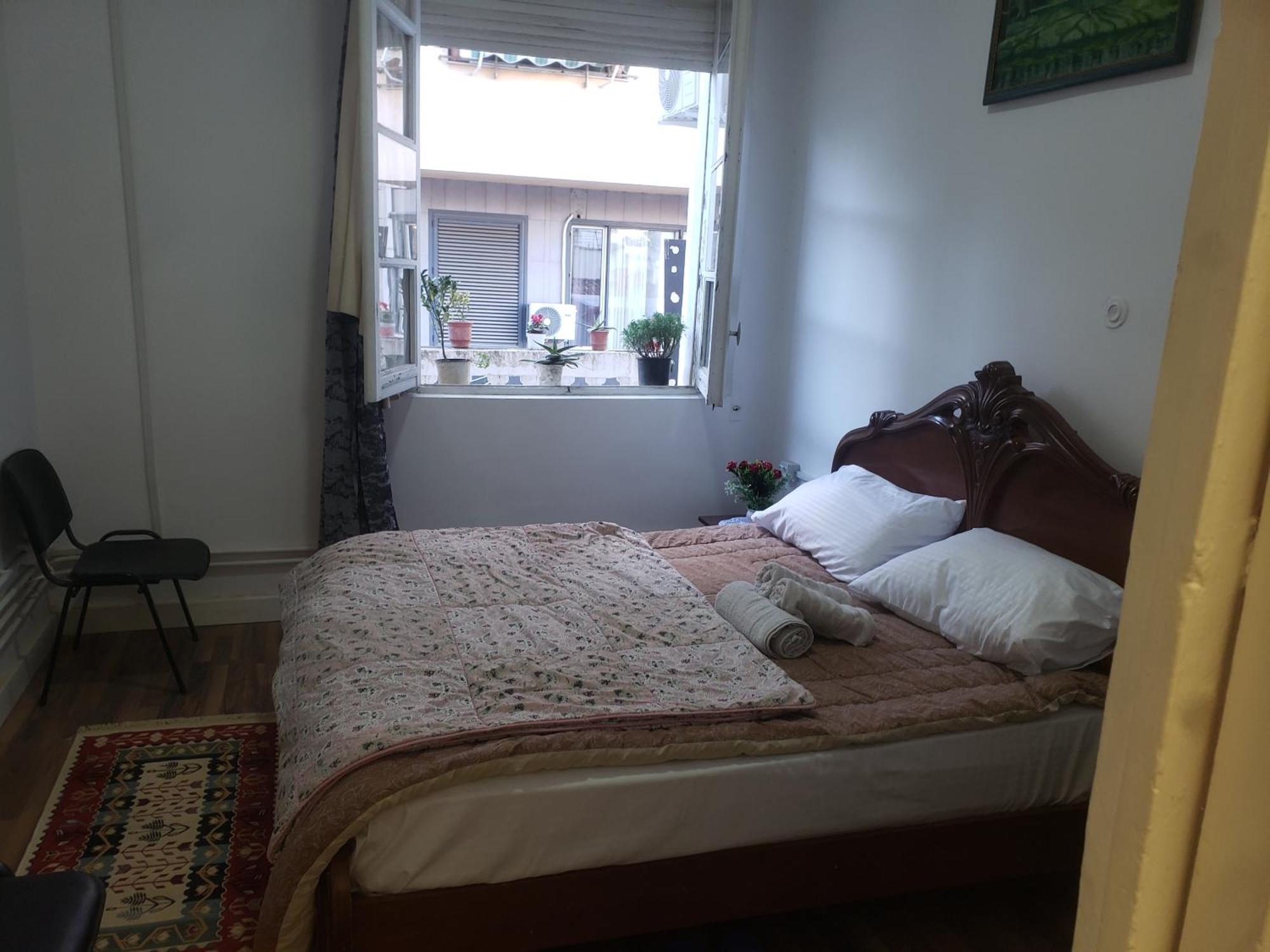 טיראנה Hostel Oakland מראה חיצוני תמונה